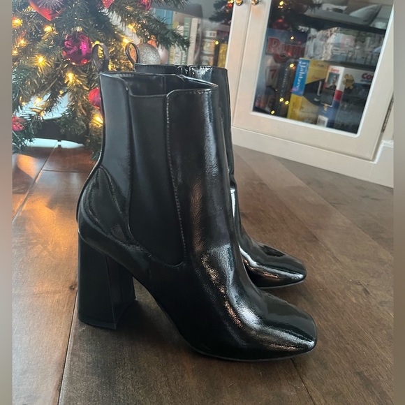 NWOT never worn black booties - Picture 3 of 4